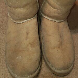 PREOWNED UGG BOOTS, SIZE 8